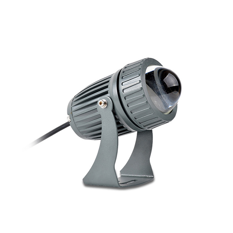 Lampu Sorot LED Luar Ruangan 1 - Outdoor Lighting With Outlet ulasan dan harga